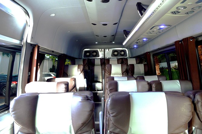 Private Departure Transfer: Hotel to Saint Lucia International Airport