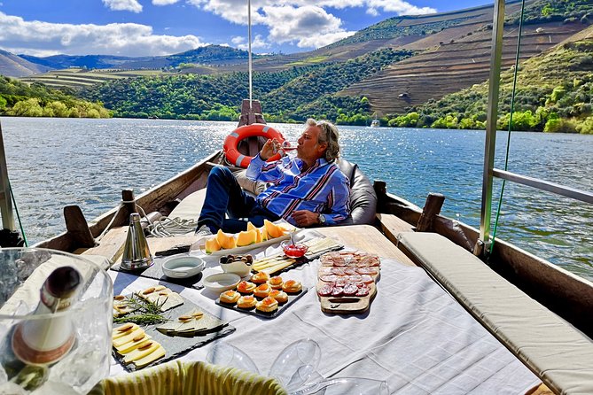 Private Douro Valley in a Luxury Convertible Mercedes. - Exploring the Douro Valley