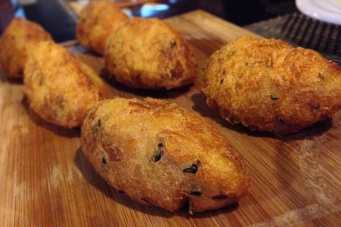 Private Food Tour Gastronomy in Lisbon With Ten Tastings - Tour Overview