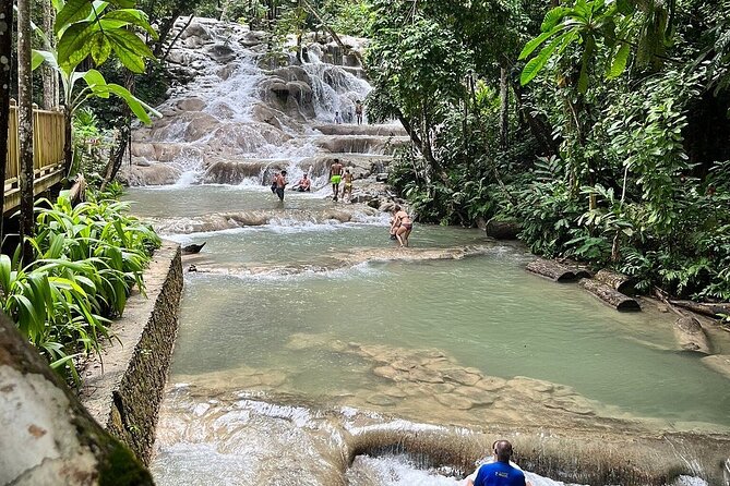 Private Full-Day Adventure to Blue Hole Ocho Rios and Dunns River Falls