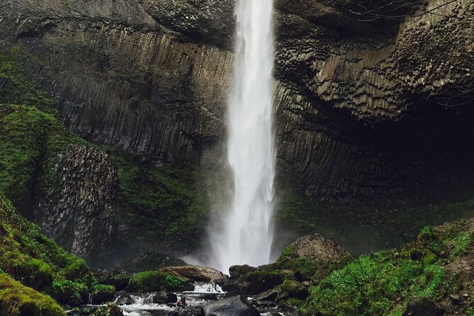 Private Group Tour up to 11 of Columbia River Gorge & Waterfalls From Portland