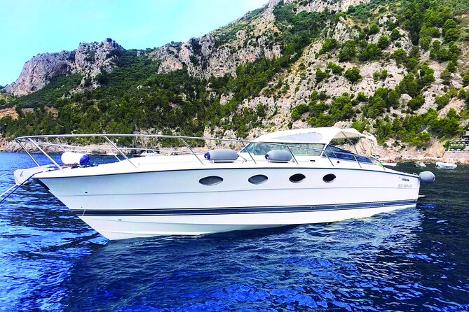 Private Guided Day Boat Trip From Sorrento to Capri