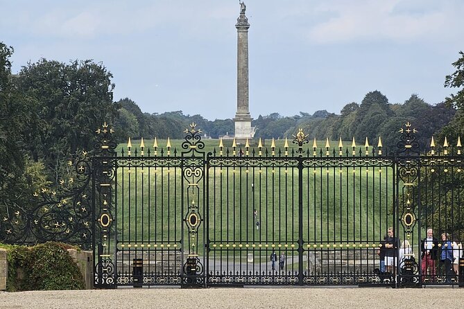 Private London to London via Blenheim Palace and Christmas Market - Tour Overview