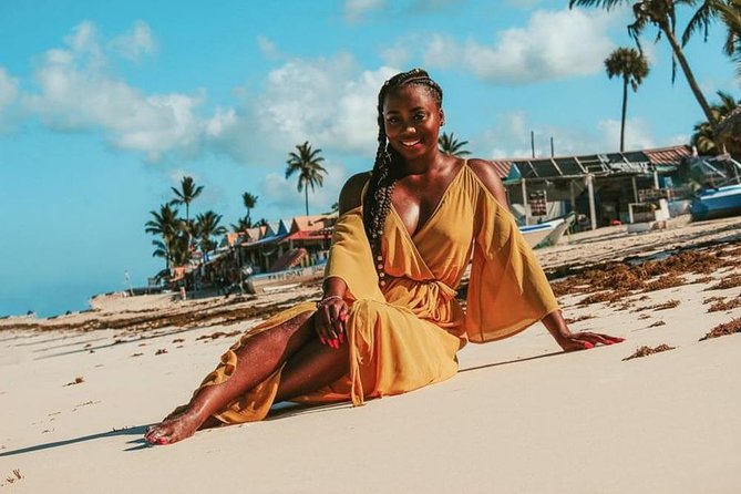 Private Photo Session With a Local Photographer in La Romana