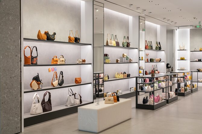 Private Shopping Tour From Gothenburg to Hede Fashion Outlet