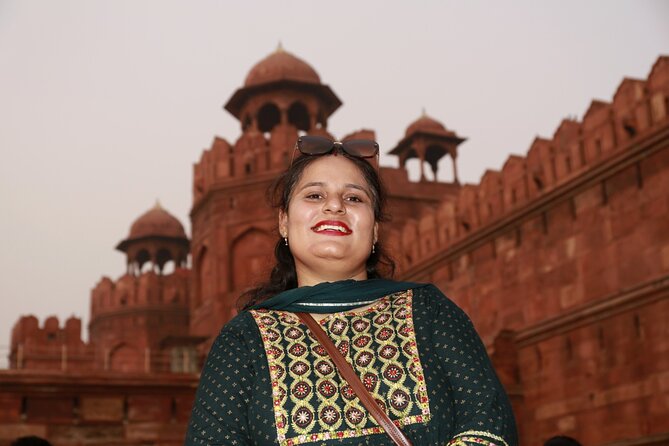 Private Tour of Taj Mahal and Itmad-Ud-Daula From Delhi
