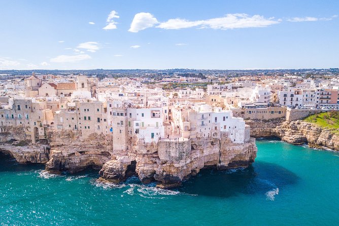 Private Transfer From Avetrana to Bari (Bri) Airport