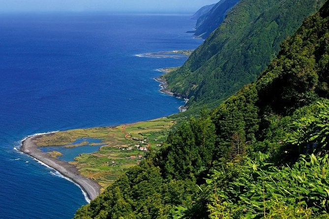 Private Transfer From Caloura to Azores (Pdl) Airport - Transfer Overview