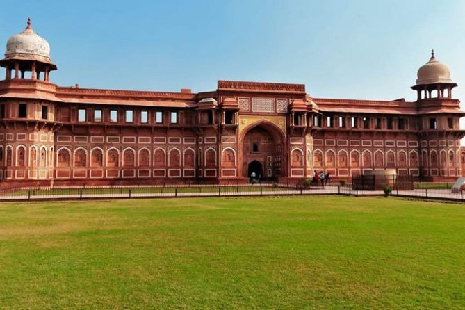 Private Transfer From Jaipur To Agra