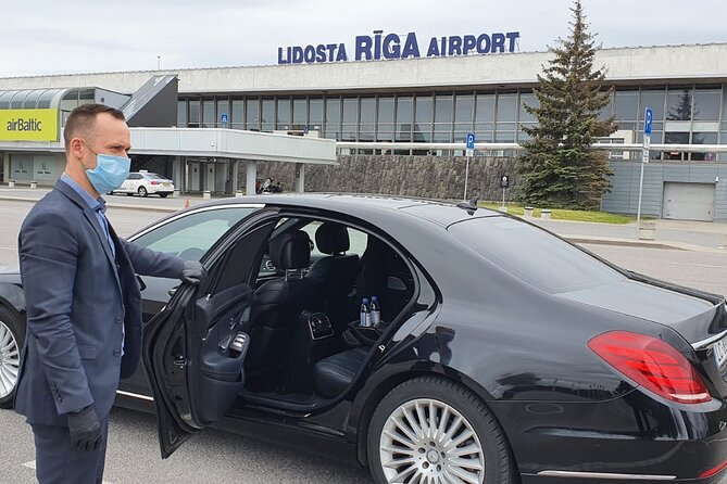 Private Transfer From Riga Airport to Riga City - Inclusions of the Service