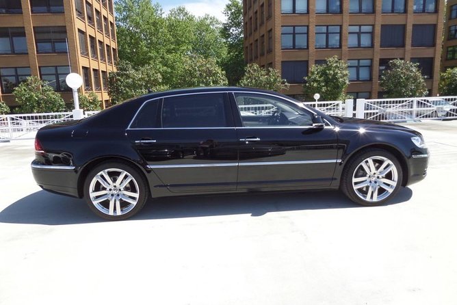 Private Transfer: Glasgow Airport (GLA) to Glasgow - Waiting Time and Duration