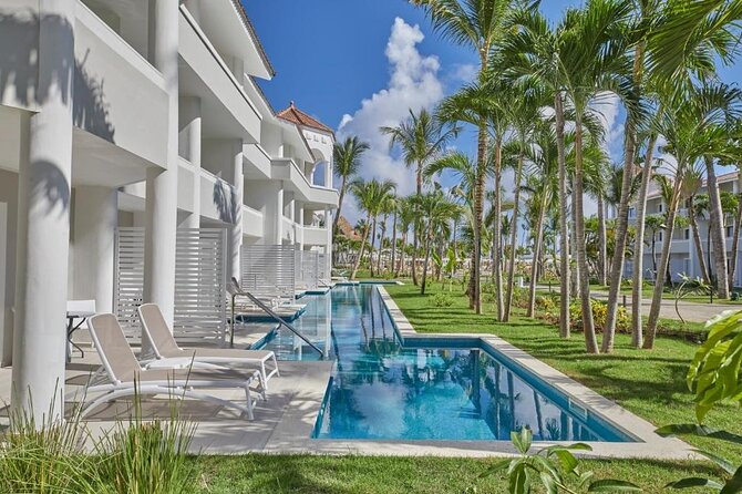 Private Transfer Punta Cana Airport To/From Bahia Principe Ambar