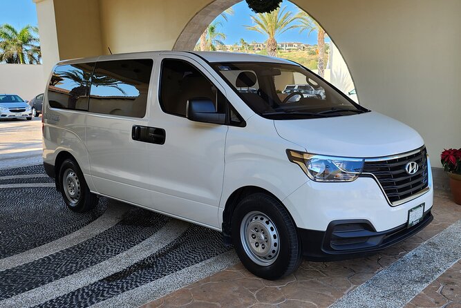 Private Transportation From Los Cabos Airport to ROUND TRIP Hotels