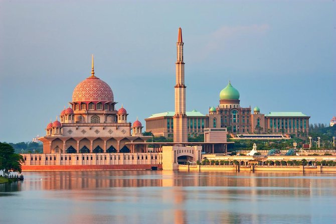 Putrajaya Tour From Kuala Lumpur