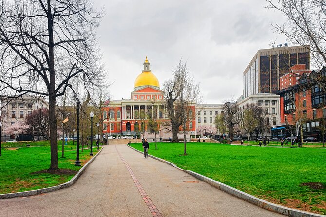 Record Breaker Quest Scavenger Hunt in Boston