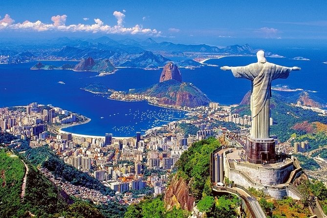 Rio De Janeiro Airport Transfers: Rio De Janeiro to Airport GIG in Business Car