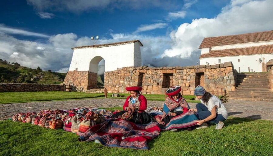Sacred Valley Complete With Salt Mines of Maras and Moray