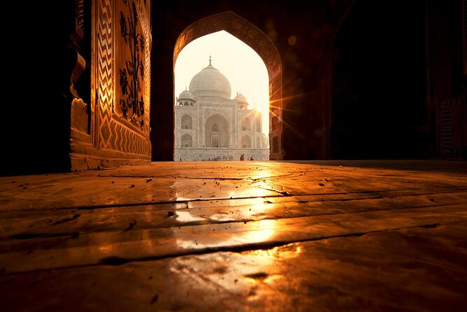 Same Day Private Taj Mahal Tour From Delhi by Car – All Inclusive