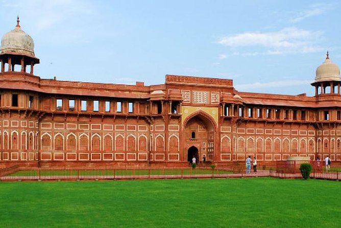 Same Day Taj Mahal and Agra Fort Tour From Bangalore
