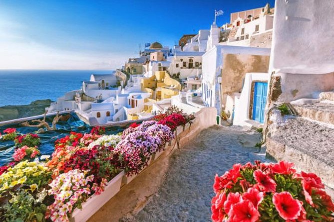 Santorini Roundtrip Transport for Oia - Overview of the Tour