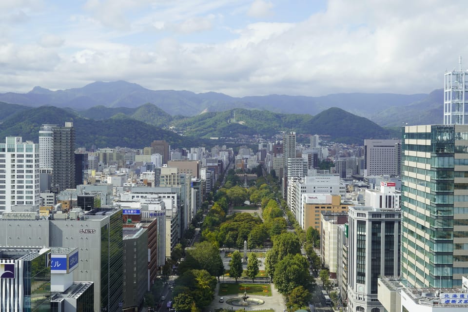 Sapporo: Golden Route Guided Walking Tour