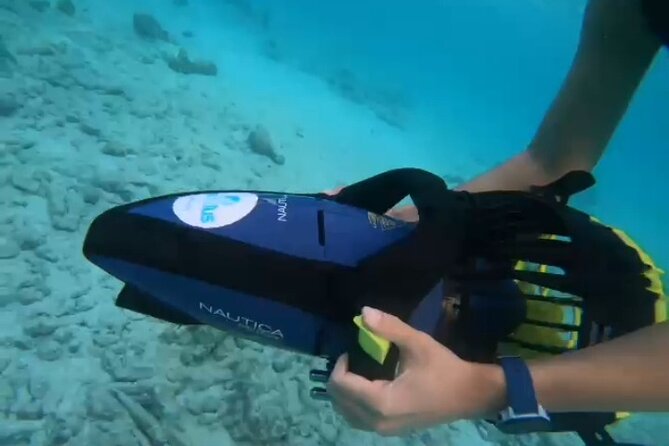 Seascooter Snorkeling Experience in Mangel Halto