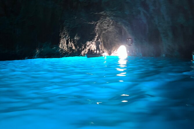 Selfie at Faraglioni, Water Taxi, Transfers in Capri! - Tour Overview