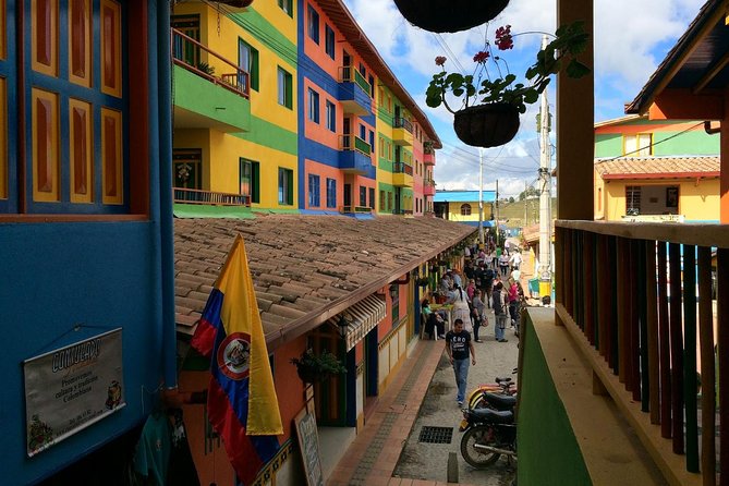 Shared Guatape and El Peñol From Medellin