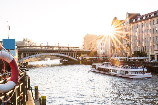 Skip-the-line Boat Cruise and Berlin's Old Town Guided Tour - Tour Overview