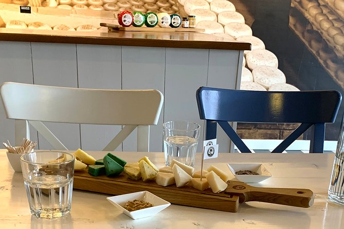 Small-Group Cheese Tasting Experience in Amsterdam - At a Glance