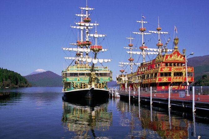 Snow Experience at Mt.Fuji, Hakone Pirate Ship & Gotemba Premium Outlet