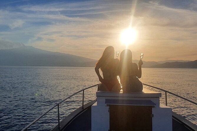 Sorrento Sunset Experience With Prosecco, Limoncello and Snacks