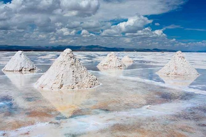 Spectacular Sunset and Stargazing in the Uyuni Salt Flat - Tour Overview