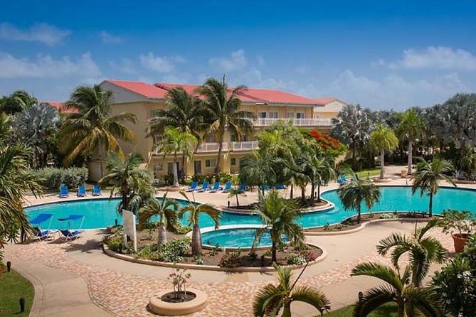 St Kitts Shore Excursion: Marriott Royal Beach Casino Luxury Beach Day Pass