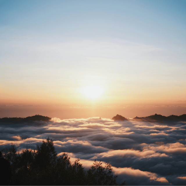 Sunrise Summit: An Unforgettable Trek to Mount Baturs Peak