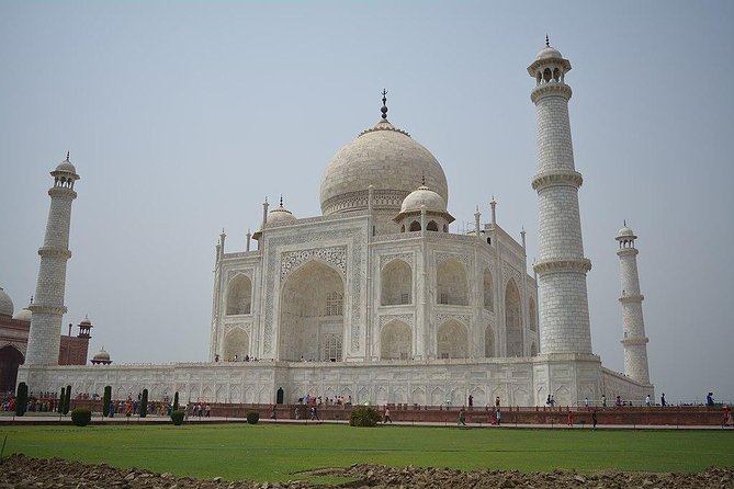 Sunrise Taj Mahal Tour From Delhi