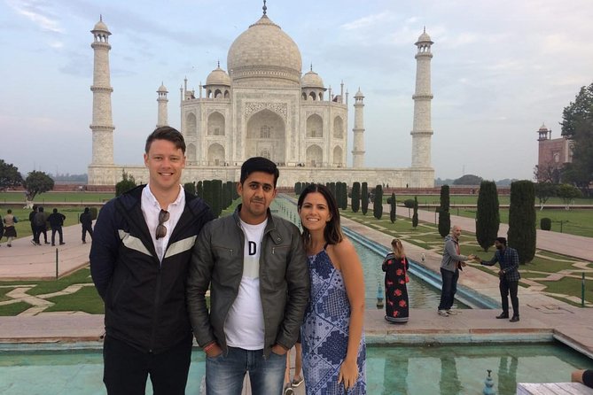 Sunrise Taj Mahal Tour From Delhi by Car
