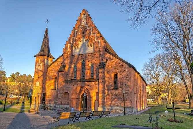 The Best of Sigtuna Walking Tour - Discovering Sigtunas Architectural Gems
