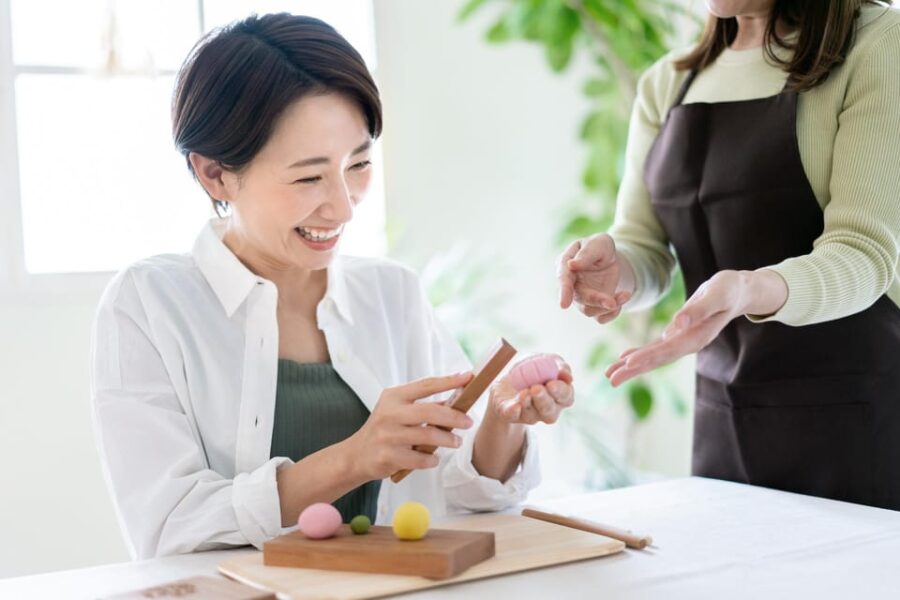 Tokyo: Japanese Sweets Making Experience