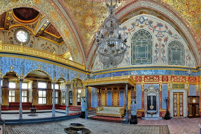 Topkapi Palace & Tombs Of Sultans – Skip The Line Tickets