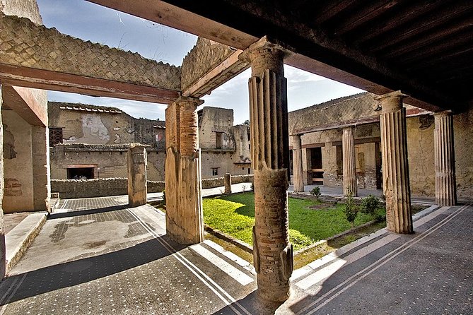 Tramway Naples: Transfer to Herculaneum Ruins + Vesuvius
