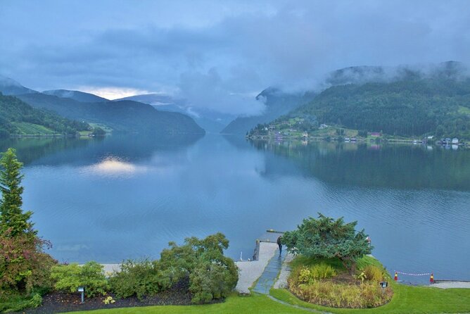 TRANSFER, LUXURY VAN 1-7 PAX: Bergen – Ulvik