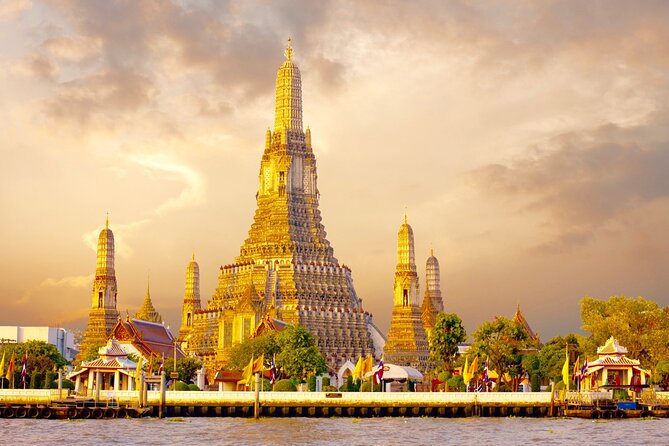Two Best Temples Bangkok City Tour :Must Visit Wat Pho & Wat Arun