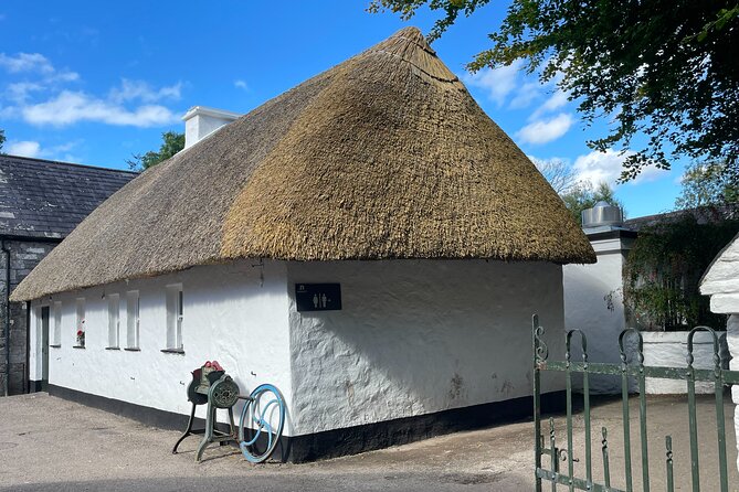 Ultimate Cliffs of Moher & Bunratty Castle Private Tour From Cork