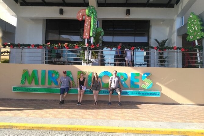 Visit Miraflores Locks and Casco Antiguo