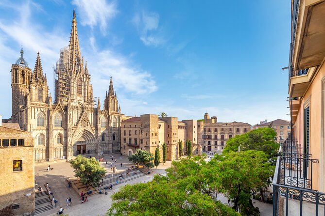 Walking Tour in Barcelona With Arabic Guide