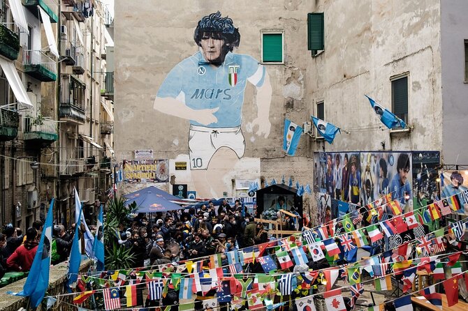 Walking Tour: The Monumental Naples of Maradona - Piazza Municipio: Where the Tour Begins