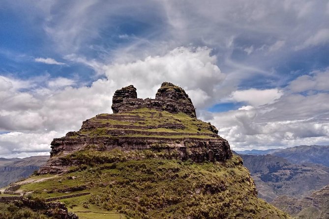 Waqra Pukara Trek 1 Day – Huaynas Expeditions