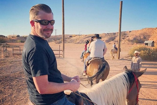 Las Vegas Horseback Ride With Meal - Exploring the Desert Scenery