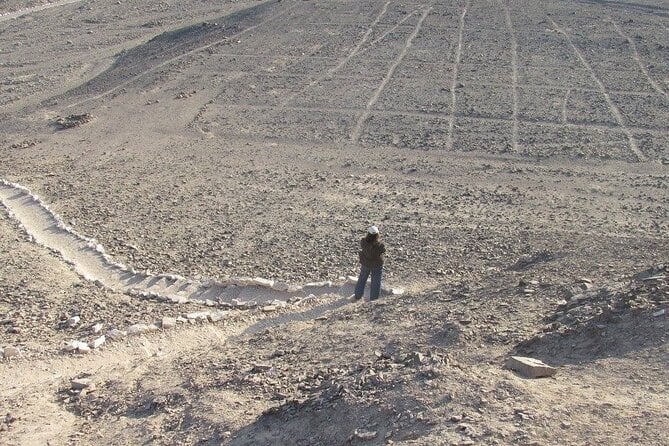 Palpa and Nazca Viewpoints and Cantalloc Aqueducts Combo - Getting to the Meeting Point
